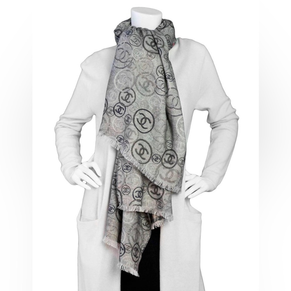 CHANEL Cashmere Grey Reversible Shawl Scarf CC Logo